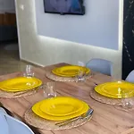 Mai * Δυρράχιο