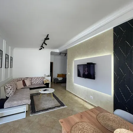 Mai Apartment Durres